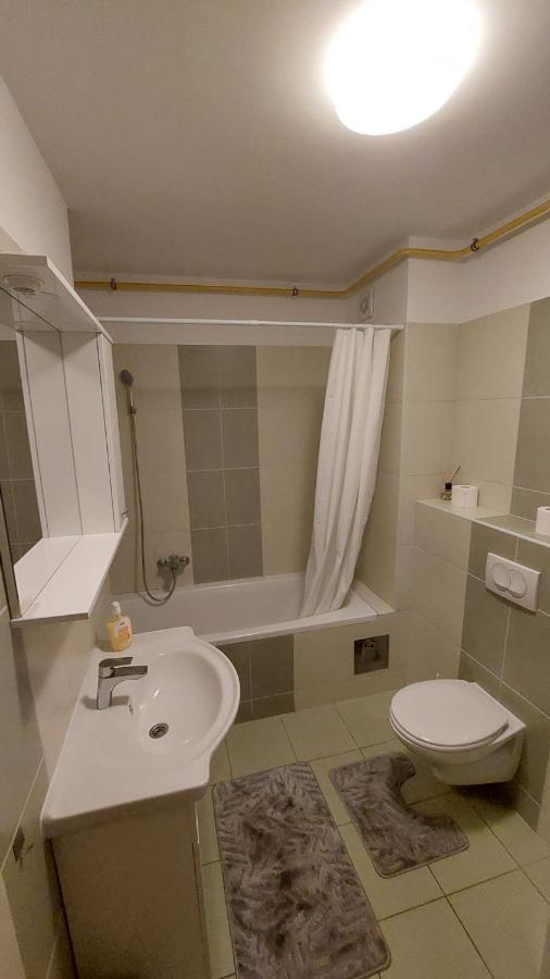 Med Man Apartmani Slavonski Brod Dış mekan fotoğraf